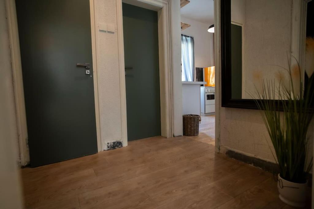2Bdr Flat In Centre Sofia Apartment Exterior photo